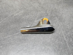 Support gauche de bavette CB100 CL90 S110 S90 SS50 HONDA 80132-028-000
