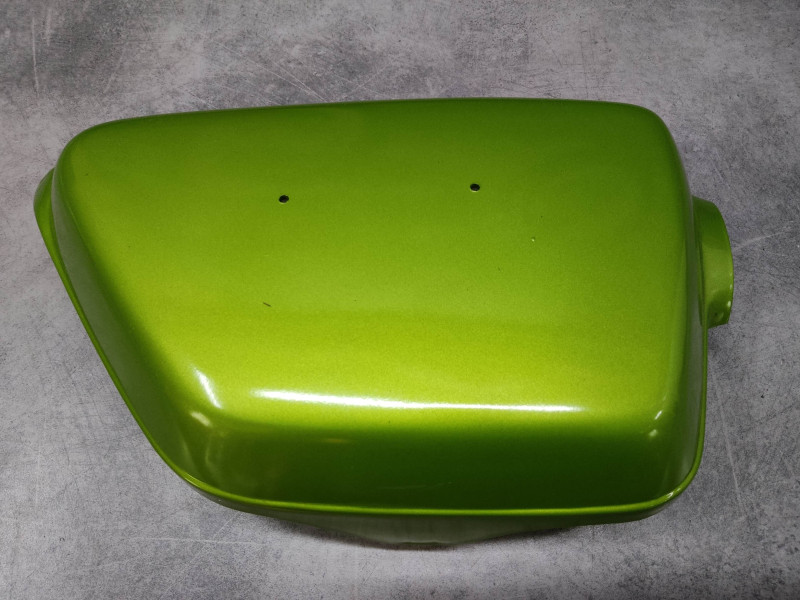 Cache latéral droit vert Honda CB200 1974 - Réf. 17231-354-000SV