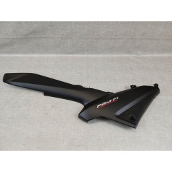 Couvercle droit noir CBF125 2015/2016 honda  83600-KPN-E00ZB