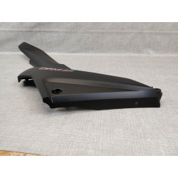 Couvercle droit noir CBF125 2015/2016 honda  83600-KPN-E00ZB