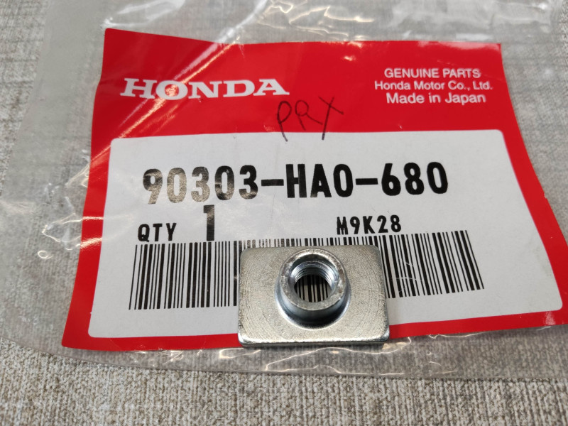 Écrou Spécial 6x7 Honda 90303-HA0-680 | Fixation Moto