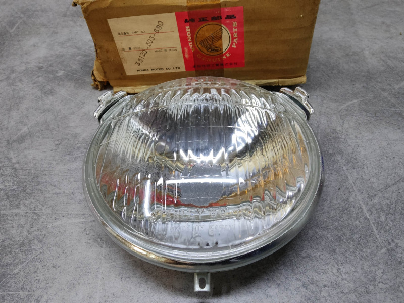 Optique phare avant STANLEY HONDA CD125/175 33120-303-680