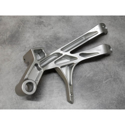 Support Marche-Pied Arrière Droit Honda Crossrunner 800