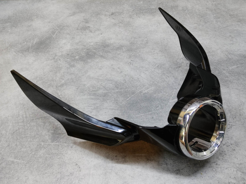 Capot Petit Feu Avant Chromé CB1000R Honda – Occasion