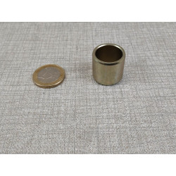 Entretoise droite axe roue avant Honda CR125 CR250 44312-ML3-910