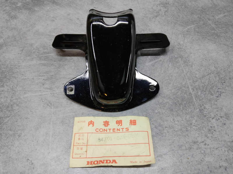 Support de feu AR pour CS90 et 50SS HONDA 84701-028-10B