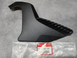 Carénage droit VFR1200F/FD 10/11 HONDA 64750-MGE-700