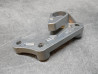 Support étrier frein avant gauche NSR125 93-01 HONDA 45110-KBS-901ZA