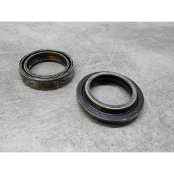 Joint spi + cache poussière CR80R/RB CB85R/RB 96-05 HONDA 54190-GBF-831