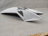 Flanc carénage droit blanc noir Honda CBF125 2009