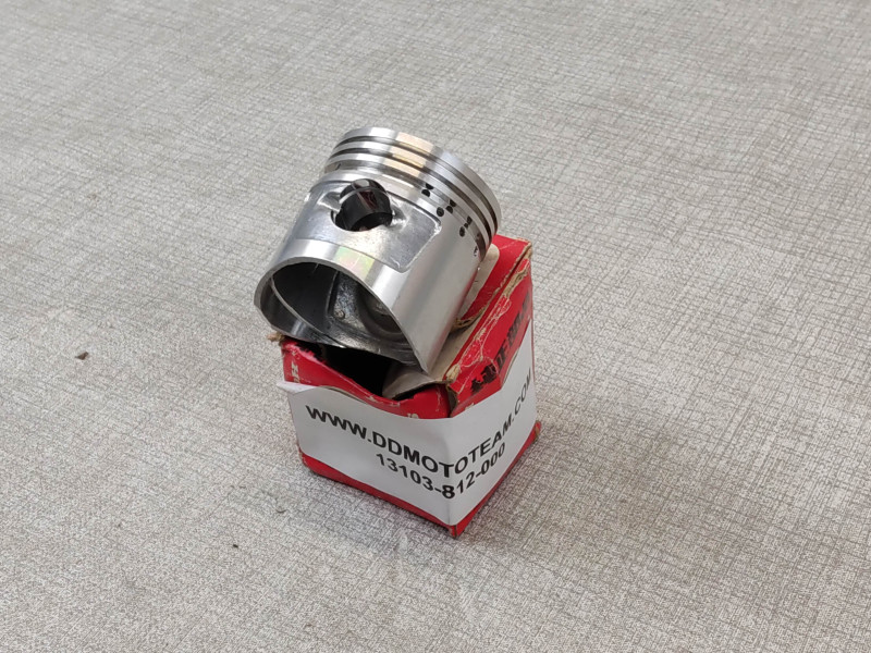 Piston Honda GE300 E300 ED250 – Réf. 13103-812-000