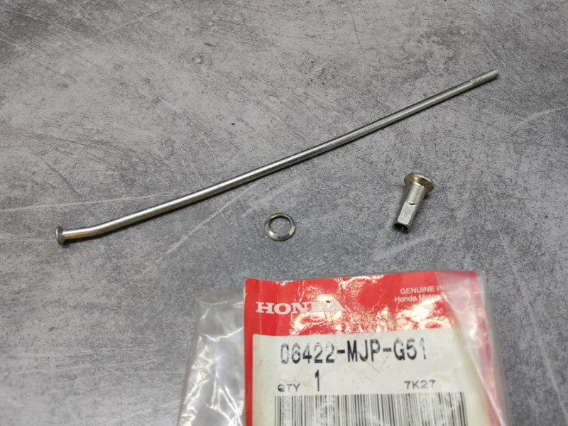 Rayon C roue arrière AFRICA TWIN 1000 HONDA 06422-MJP-G51