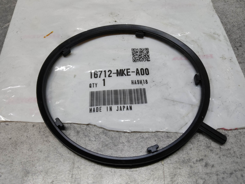 Cache poussière CRF450 CRF250 HONDA 16712-MKE-A00