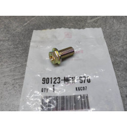 Vis 8x16 HONDA 901236-MEN-670