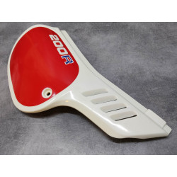 Cache lateral DROIT HONDA MTX200 RW 1983 836A1-KJ1-000ZB