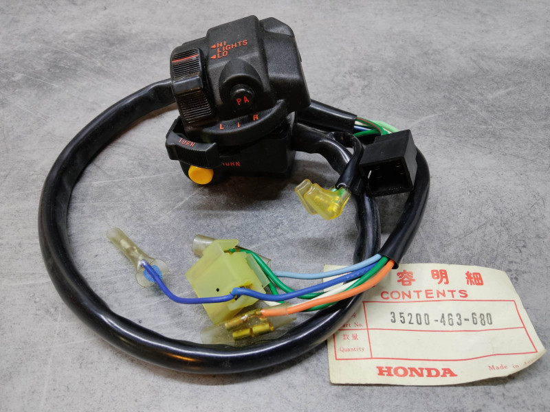 Commodo gauche GL1100 GL1100D 80/81 HONDA 35200-463-680