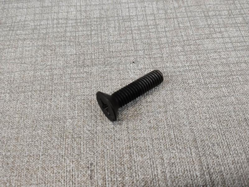 Vis cruciforme tete fraisée noire 6x25 HONDA 90091-286-000