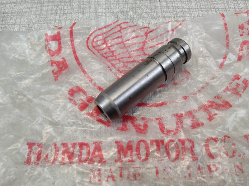 Guide de soupape CB250 CB360 CJ250 CJ360 XL175 HONDA 12206-362-305