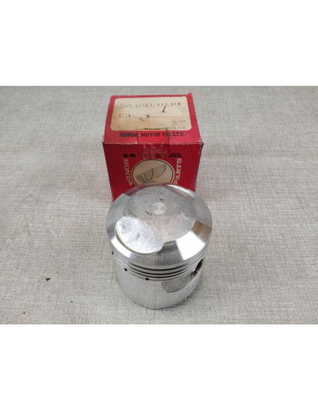 Piston cote std 64mm CB350K2 à K4 CL350 K2 à K5 SL350 K HONDA 13101-312-010