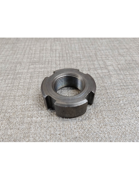 ecrou à creneaux pour rotor épurateur CB125S SL125 XL125 CB450-500T