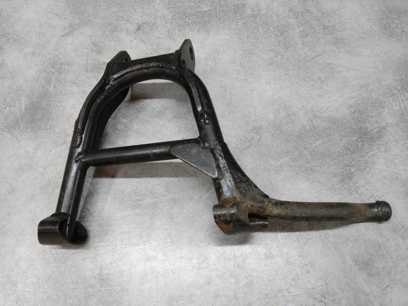 Bequille centrale HONDA GL650 SilverWing HONDA 50500-ME2-000 NOS