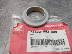 Cache poussières HONDA 51422-NN2-000