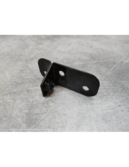 Plaque fixation boite à air droite CB750 K0-K6 HONDA 17215-300-030