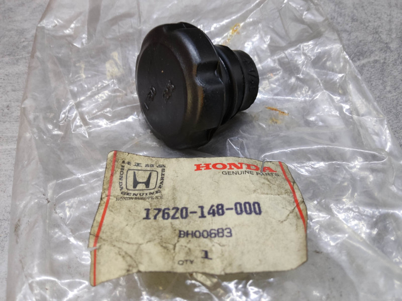 Bouchon de réservoir PA50 CAMINO HONDA 17620-148-000