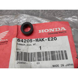 Caoutchouc montage auvent FX650 VIGOR 99/00 HONDA 64206-MAK-E20