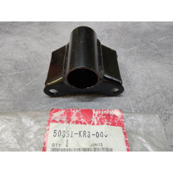 Support moteur avant CA125 CA250 CMX250 HONDA 50351-KR3-000