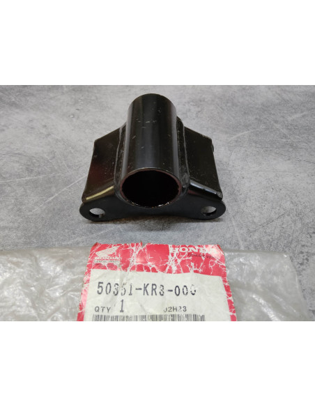 Support moteur avant CA125 CA250 CMX250 HONDA 50351-KR3-000