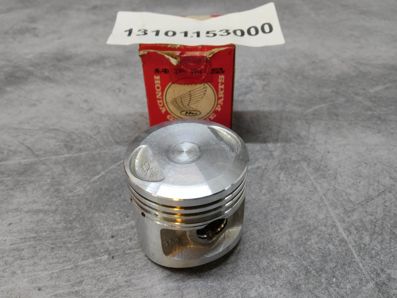 Piston XL75 K4/K5 77-79 HONDA 13101-153-000