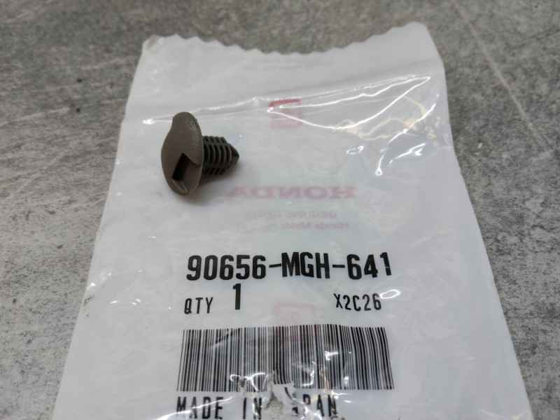 Clip balai NC700 VFR1200 HONDA 90656-MGH-641