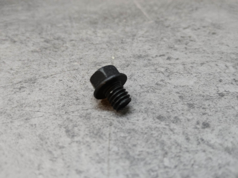 Vis 6x8 HONDA 90126-MN5-000