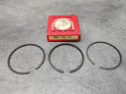 Jeu de segments CB125S SL125 cote 075 (D56.75) HONDA 13041-330-005