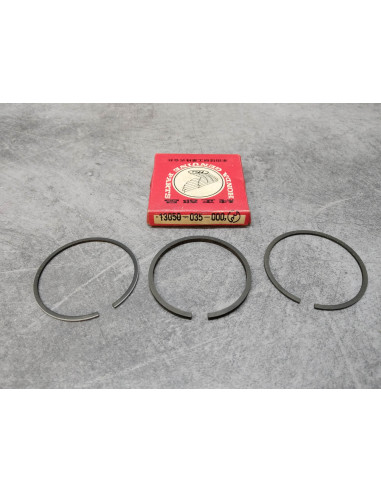 Jeu de segments C65 CB125 CD65 CL125 S65 HONDA 13050-035-000