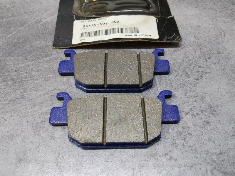 Jeu plaquettes frein arrière SH125 HONDA 06435-K01-902