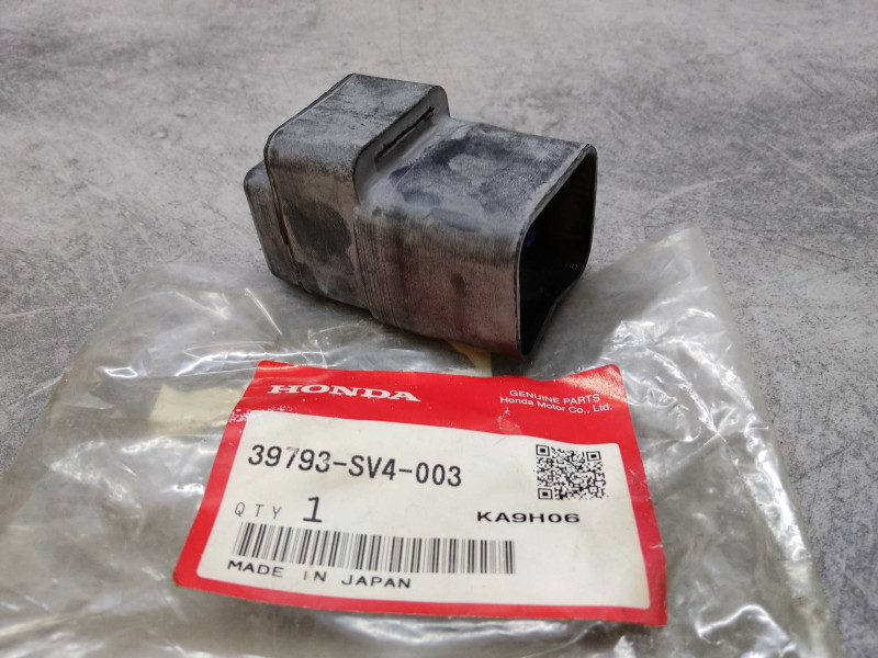 Relai CBR600F GL1500 / ACCORD ODYSSEE HONDA 39793-SV4-003