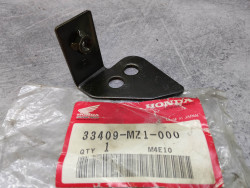 Patte de clignotant droit CB1000F 93-96 HONDA 33409-MZ1-000