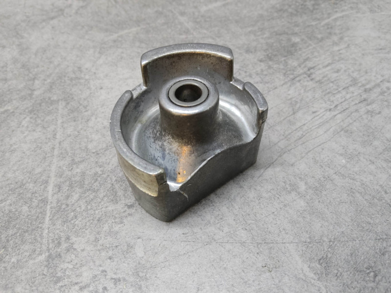 Support pignon démarreur SFX50 SJ50 95-01 HONDA 28150-GAV-700