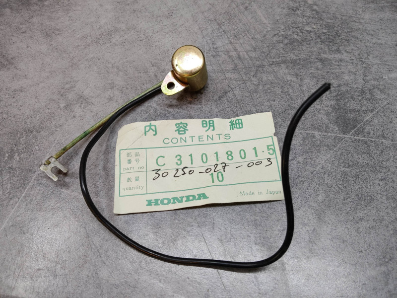 Condensateur C310A  HONDA 30250-027-003 ou C3101801.5 C31018015K