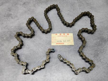 Chaine transmission CA175 CB125 CB92 CD125 CL125 CM125 CR125 HONDA 40530-243-000