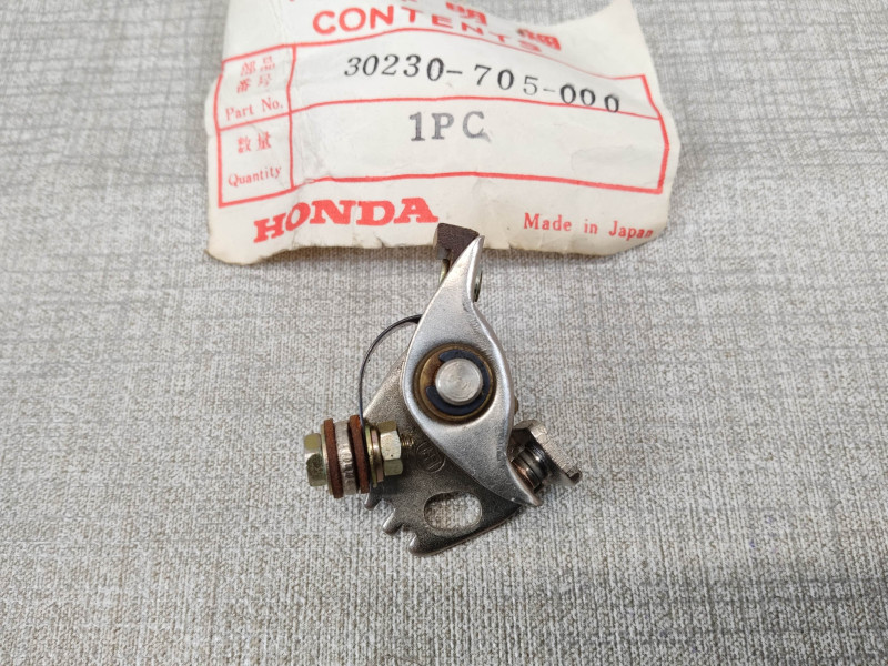 Rupteur pour CA100 C100 S65 SS50 remplace 30202001013 HONDA 30230-705-000