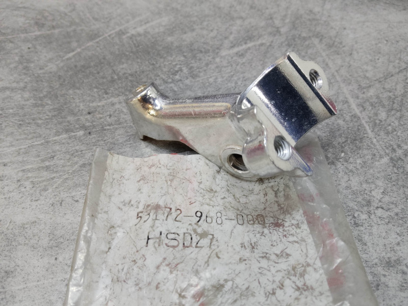 Support levier gauche ATC110 ATC125 ATC200 1984 HONDA 53172-968-000