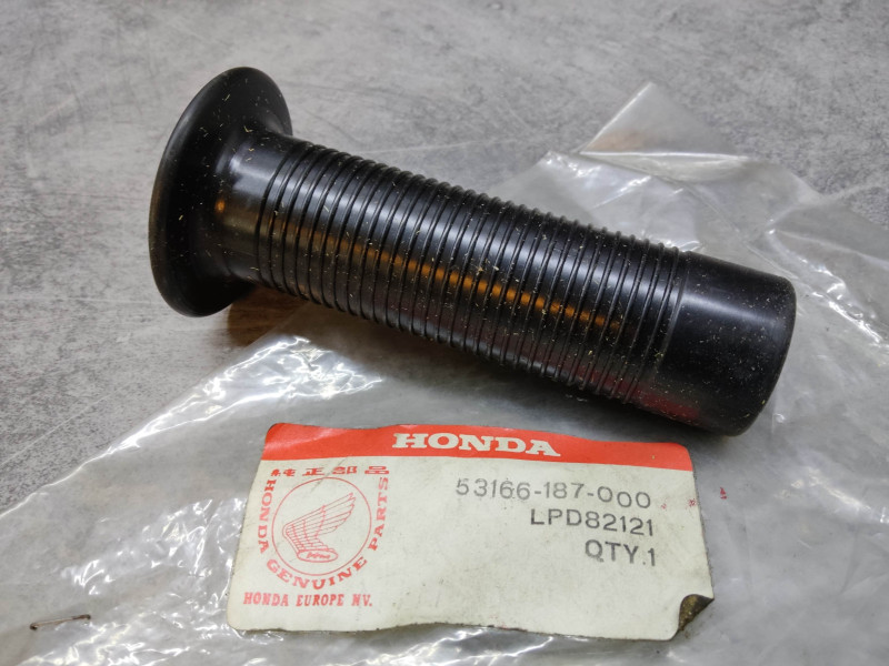 Poignée caoutchouc droite NX125 NX500 NX650 TR200 XL250 HONDA 53165-MK5-000