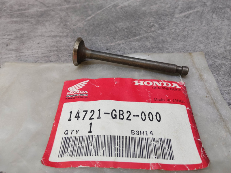 Soupape échappement C50 CF50 Z50 HONDA 14721-GB2-000