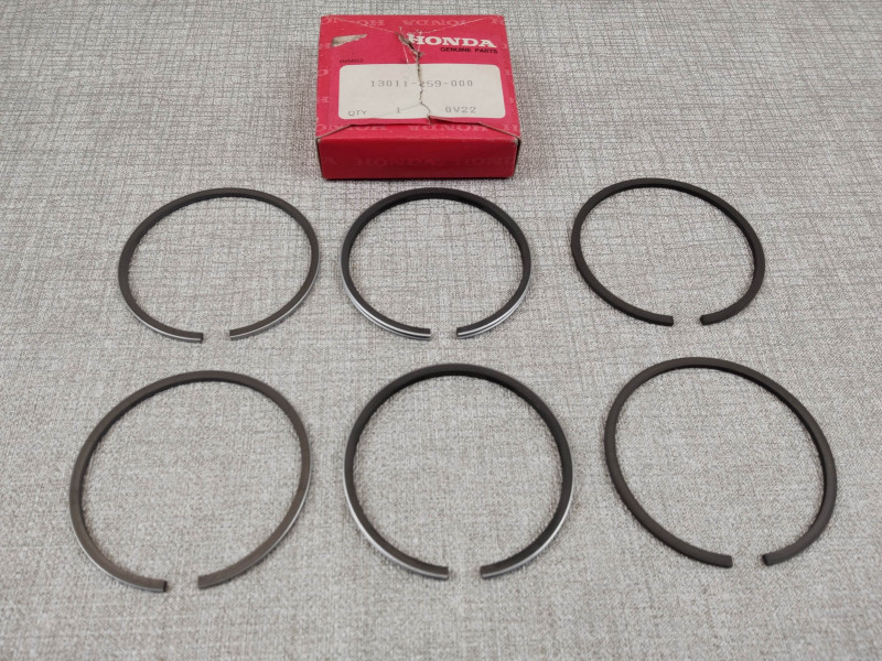 Jeu de segments C72 1960 CA721961 HONDA 13011-259-000 idem 13010-268-000 CL72