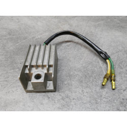 Régulateur XL125R 82 XL200R 83/84 non testé HONDA 31400-KB9-000 OCC1