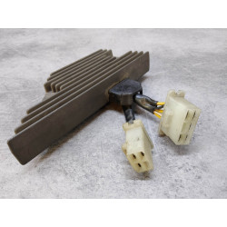 Régulateur / Rectifieur pour CBX750F 84/86 HONDA 31600-MJ0-611 OCC2