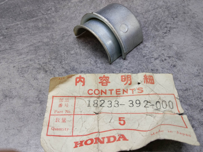 Demi lune pot CB750 A/K7/K8/P7/F/F1/F2 HONDA 18233-392-000